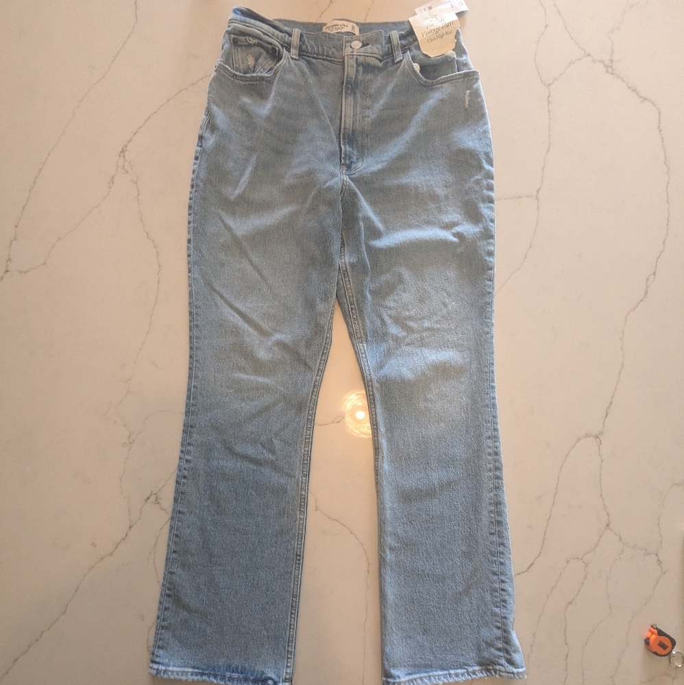 Women's Light Blue Jeans
